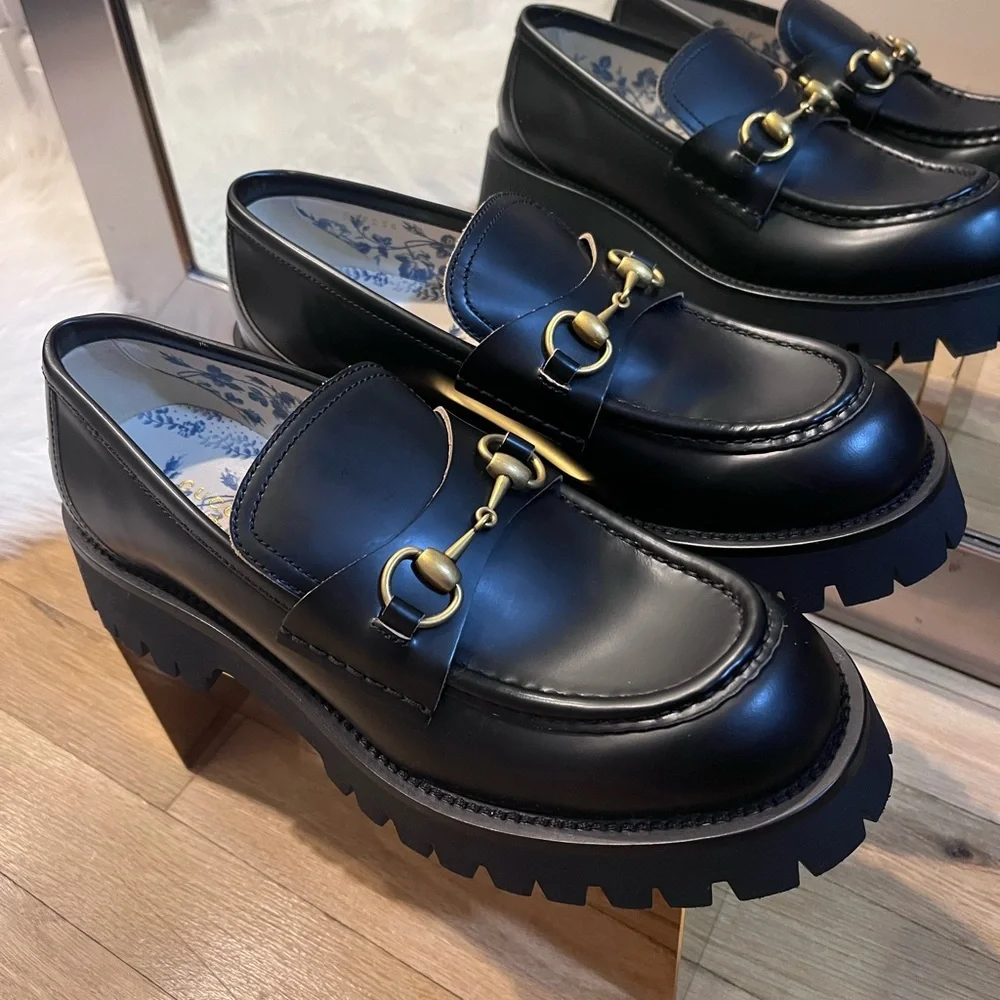 Gucci Black Platform Loafers with Gold Hardware - Picture 3 of 10